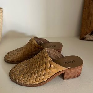 St Agni woven Bernard mules